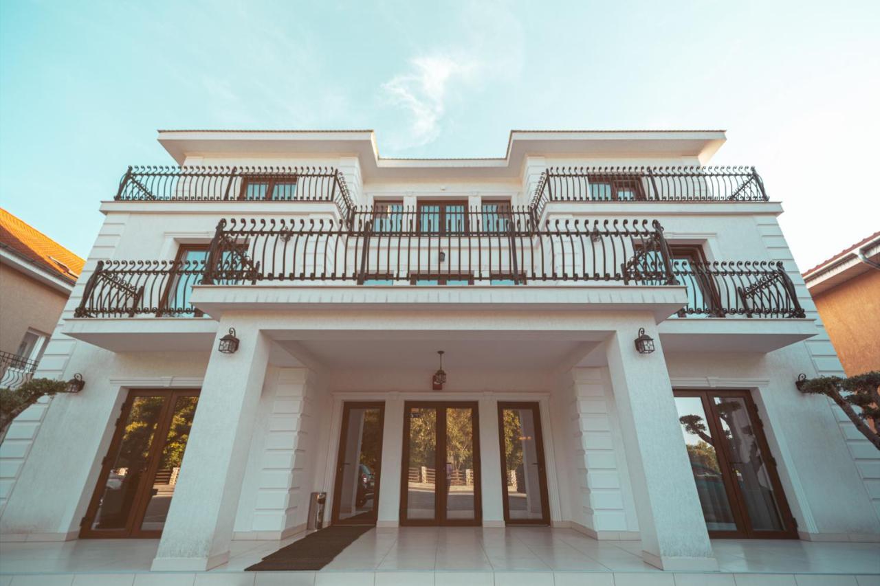 Vila Venus Sânmartin Exterior foto